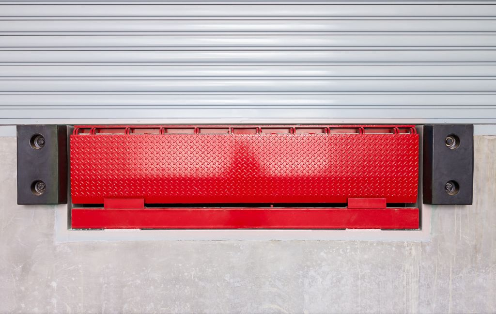 Bluff Dock Leveler